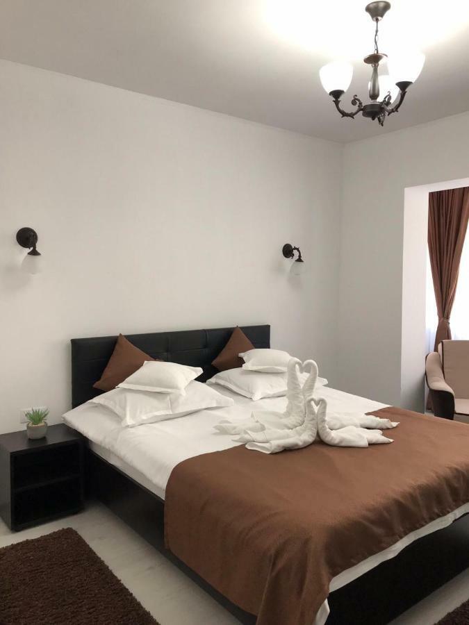 Apartament Mont Blanc ซินายา ภายนอก รูปภาพ