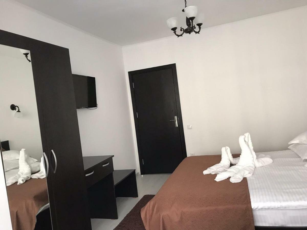Apartament Mont Blanc ซินายา ภายนอก รูปภาพ